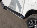 Защита штатных порогов из нержавеющей стали для Тойота Хайлюкс 2015 Защита штатных порогов из нержавеющей стали для Тойота Хайлюкс 2015