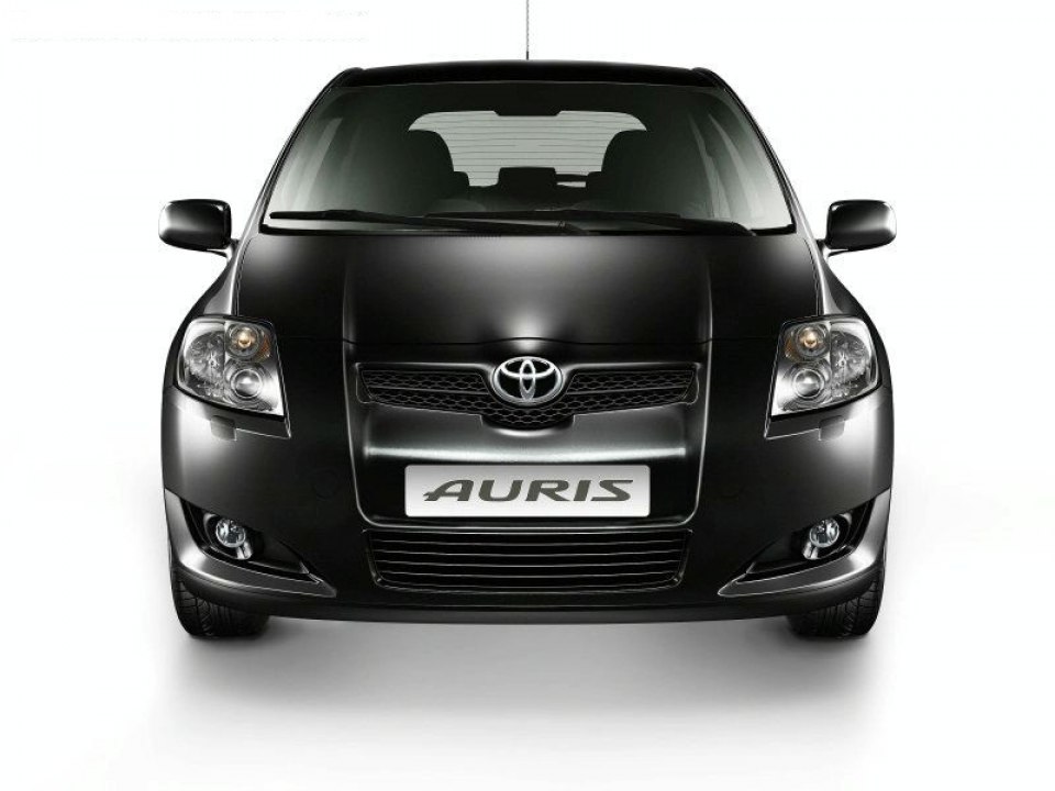 Защита картера Toyota Auris