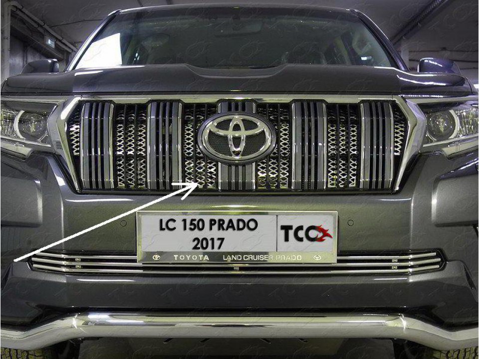 Решетка радиатора внутренняя лист на Прадо 150, 2017-